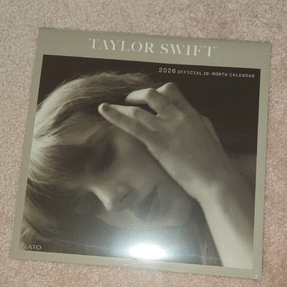 Taylor Swift 2026 Official 16-Month Calendar